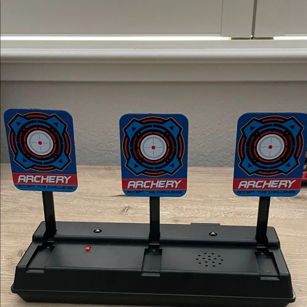 Archery Auto Reset Targets - Blue and Black